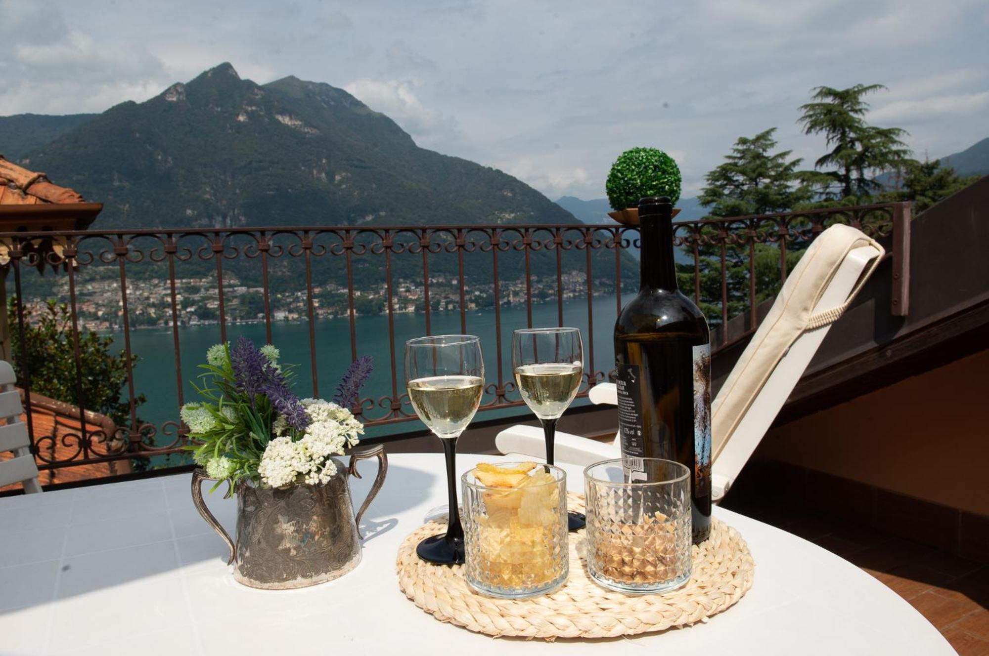 Appartamento Bella vista sul Lago di Como Faggeto Lario Esterno foto